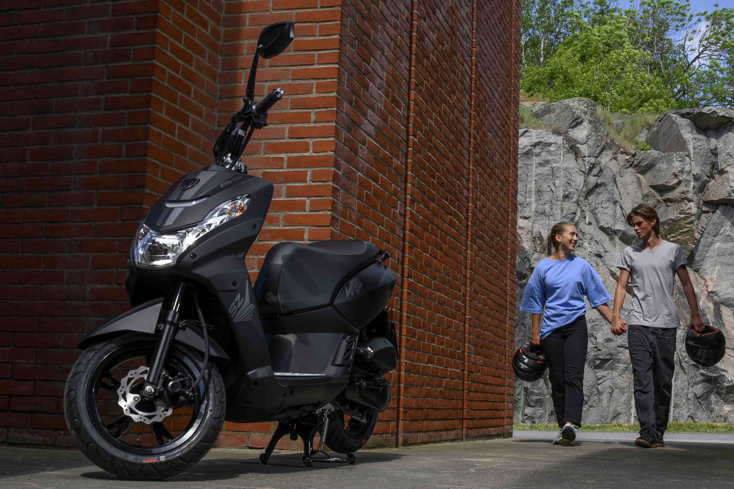 Peugeot Kisbee och Speedfight - populära mopeder